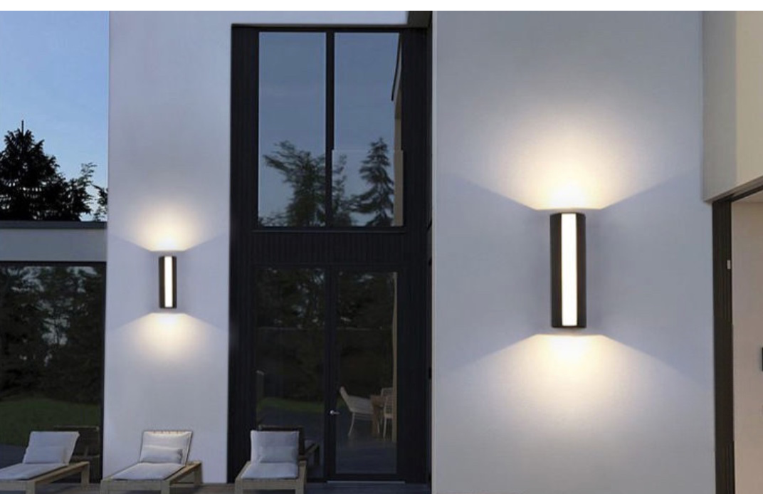 Solvayr Axis Dual-Beam LED Wall Light